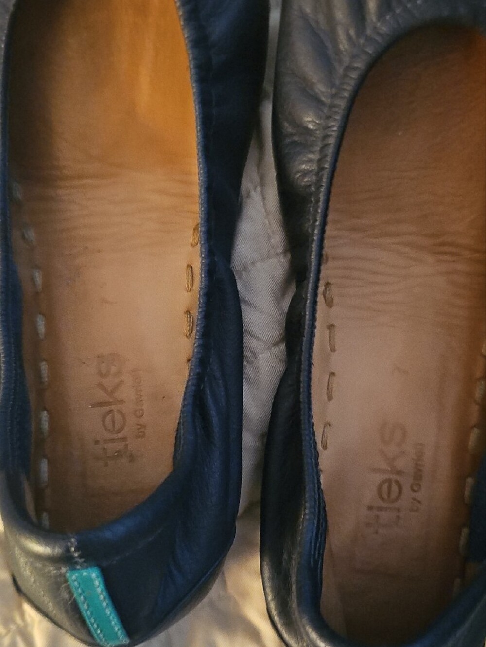 Tieks Navy Blue Leather Ballet Flats with Teal Heel Tab - Picture 5 of 5